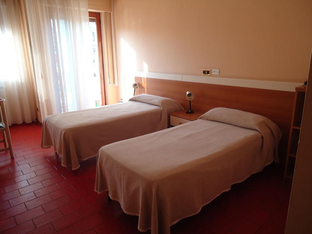 Hotel Ristorante Mommo Polistena Ngoại thất bức ảnh
