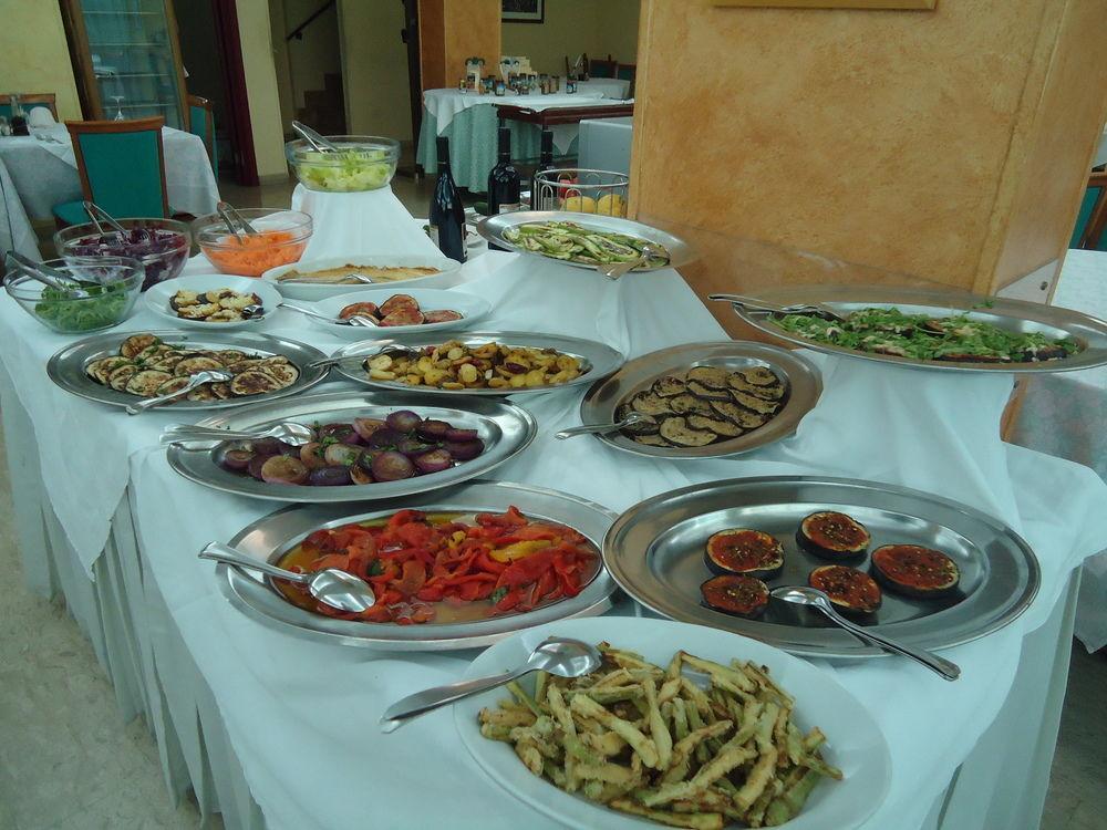 Hotel Ristorante Mommo Polistena Ngoại thất bức ảnh