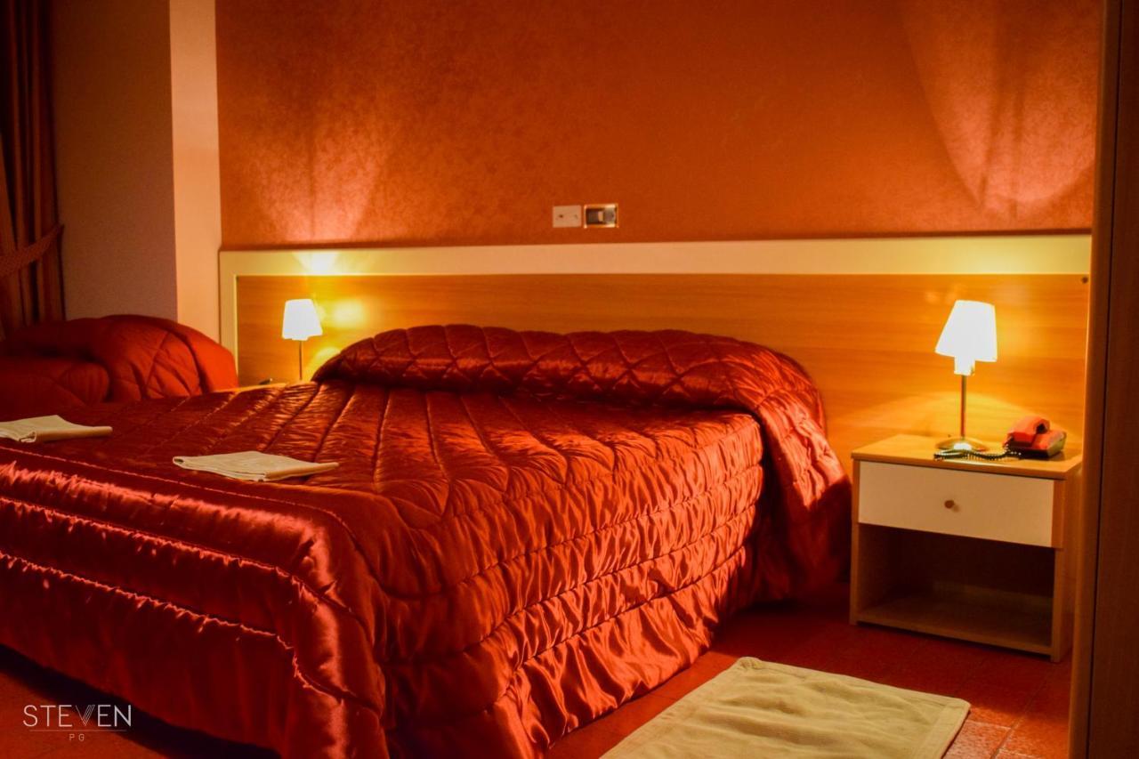 Hotel Ristorante Mommo Polistena Ngoại thất bức ảnh
